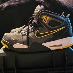 MENS NIKE FALCON LIGHTS